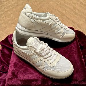 Gola Daytona leather sneaker